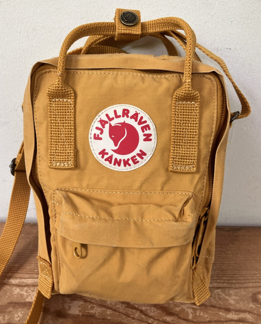 Fjallraven Kanken Sling Bag Ochre Mustard Yellow Crossbody Shoulder Style 23797